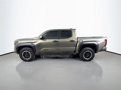 Certified 2025 Toyota Tacoma TRD Off-Road w/ TRD Off Road Premium Package AWD/4WD image 9
