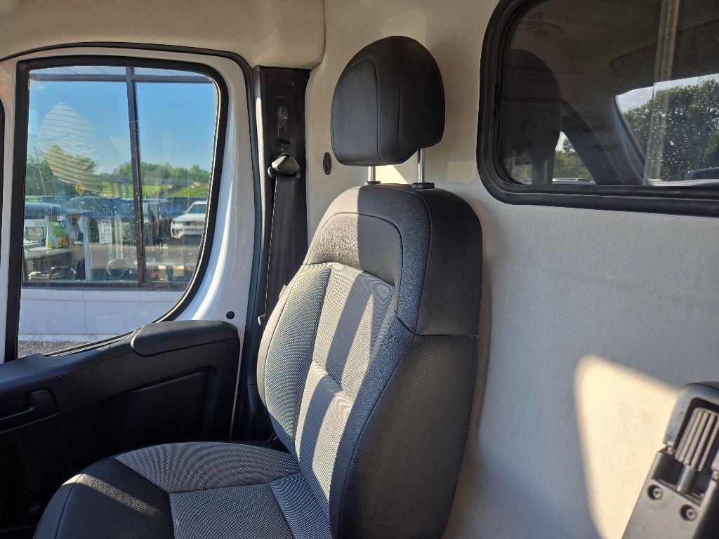 Used 2025 RAM ProMaster 2500 w/ Convenience Group FWD image 67