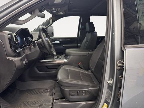 Used 2024 Chevrolet Silverado 2500 LTZ w/ LTZ Plus Package AWD/4WD image 8