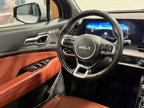 Used 2023 Kia Sportage SX image 11