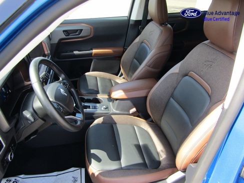Certified 2025 Ford Bronco Sport Outer Banks w/ Outer Banks Tech Package+ AWD/4WD image 14