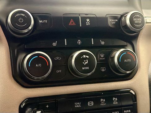 Used 2022 RAM 2500 Laramie AWD/4WD image 10