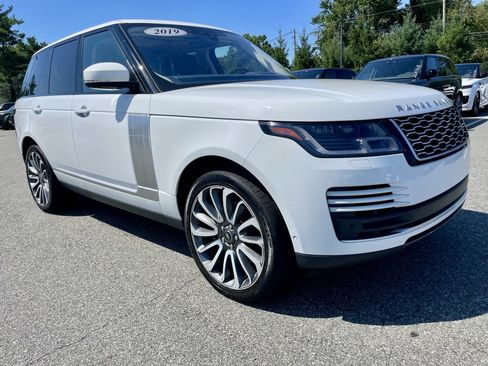 Used 2019 Land Rover Range Rover Supercharged AWD/4WD image 3