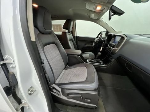Used 2016 Chevrolet Colorado Z71 AWD/4WD image 27