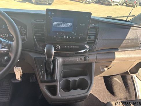Used 2024 Ford Transit 350 XLT image 22