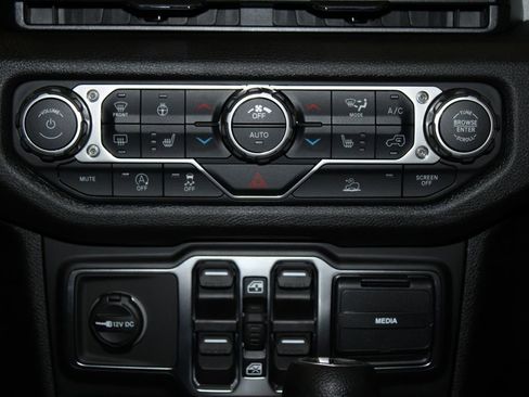 New 2026 Jeep Wrangler Sport S image 19