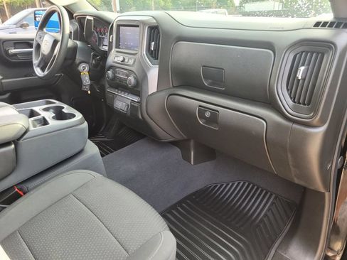 Used 2022 Chevrolet Silverado 1500 Custom AWD/4WD image 8