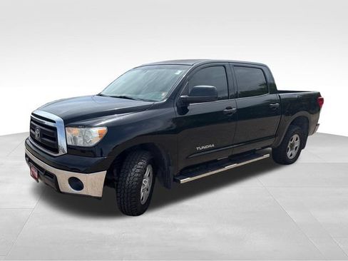 Used 2013 Toyota Tundra 2WD CrewMax w/ Tow Pkg image 3