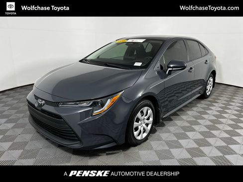Certified 2025 Toyota Corolla LE FWD image 1