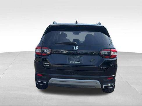 Used 2024 Honda Pilot Elite image 6