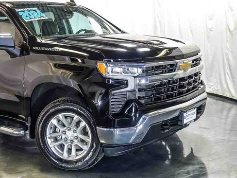 Certified 2024 Chevrolet Silverado 1500 LT AWD/4WD image 3