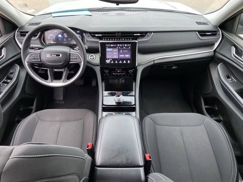 Used 2023 Jeep Grand Cherokee L Laredo image 50