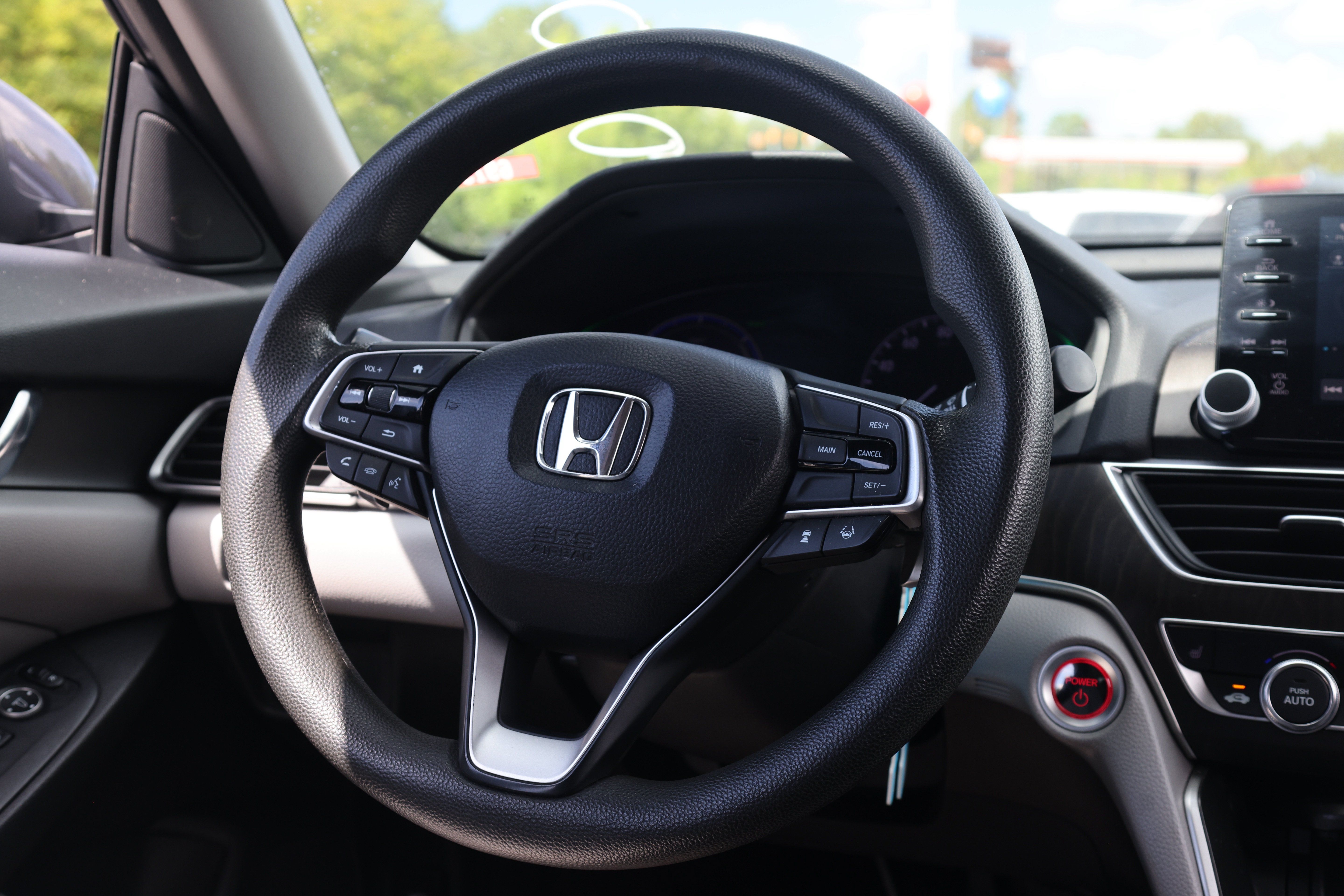 Used 2018 Honda Accord EX image 3