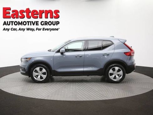 Used 2021 Volvo XC40 T4 Momentum FWD image 59
