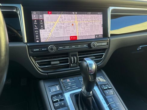 Used 2019 Porsche Macan S AWD/4WD image 27