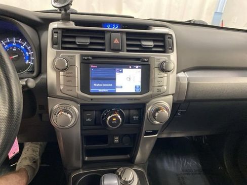 Used 2016 Toyota 4Runner SR5 Premium AWD/4WD image 23