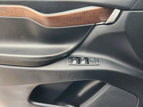 Used 2020 Tesla Model X Long Range image 29