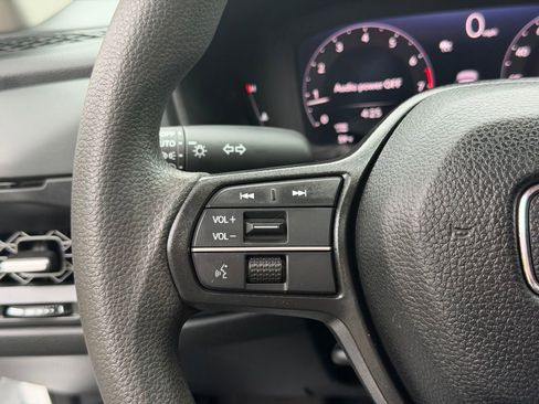 Used 2024 Honda Accord EX image 16