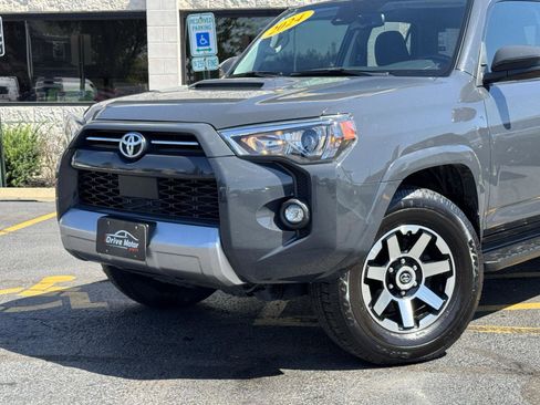 Used 2024 Toyota 4Runner TRD Off-Road image 5