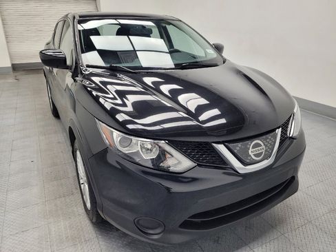 Used 2018 Nissan Rogue Sport S w/ S Appearance Package FWD image 14