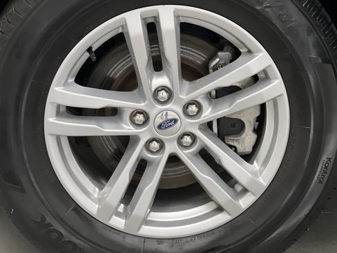 Used 2024 Ford Explorer XLT w/ Equipment Group 202A image 68