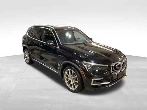 Used 2023 BMW X5 xDrive40i w/ Premium Package image 9