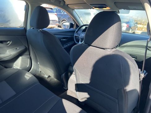 Used 2025 Nissan Sentra SV image 14