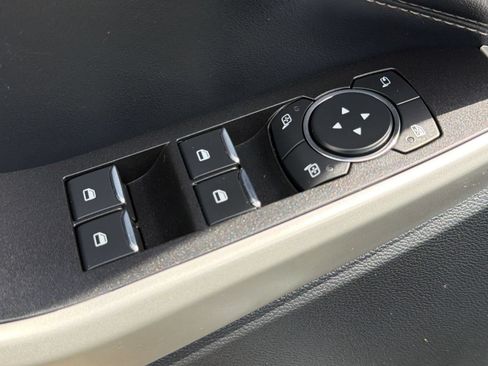 Used 2020 Ford Explorer Limited RWD image 23