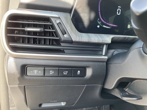 Certified 2024 Kia Telluride EX w/ EX Captain's Chair Package image 24