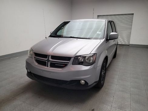 Used 2017 Dodge Grand Caravan GT FWD image 15