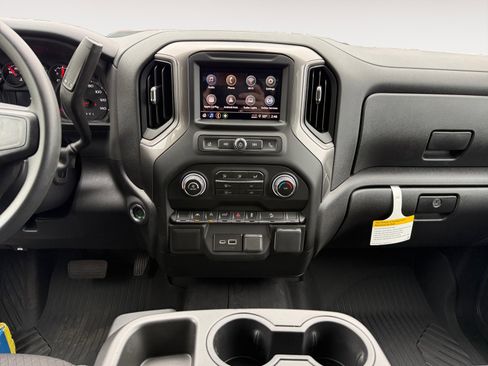 New 2026 Chevrolet Silverado 1500 Custom Trail Boss w/ LPO, Dark Essentials Package image 11