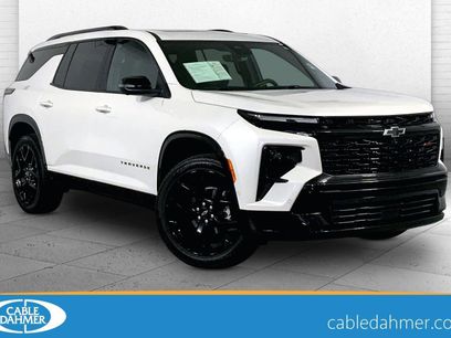 Used 2025 Chevrolet Traverse RS