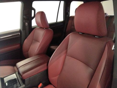 Used 2023 Lexus GX 460 Premium image 39