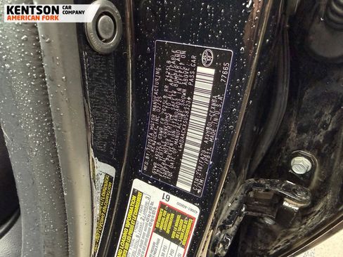 Used 2025 Toyota Camry LE image 38