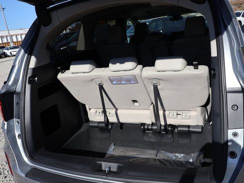 New 2026 Honda Odyssey EX-L image 12