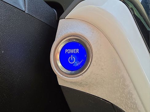 Used 2020 Chevrolet Bolt LT image 30