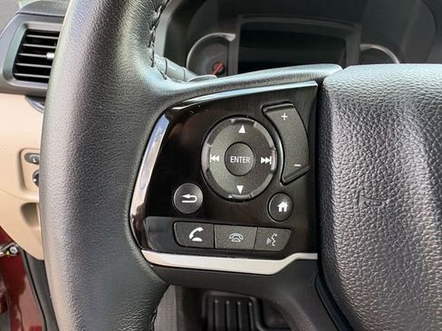 Certified 2022 Honda Pilot Touring image 7