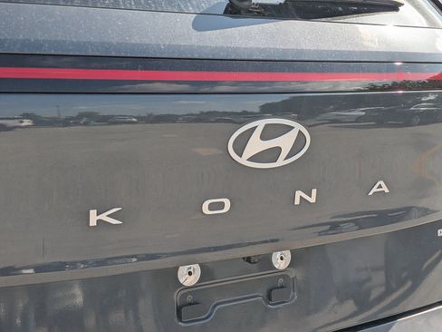 Certified 2024 Hyundai Kona SEL w/ Convenience Package AWD/4WD image 37