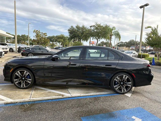 Certified 2023 BMW i7 xDrive60 AWD/4WD image 6