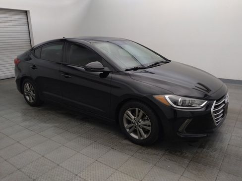Used 2018 Hyundai Elantra Value Edition FWD image 11