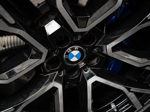 Used 2022 BMW X5 M w/ Competition Package 2 image 8