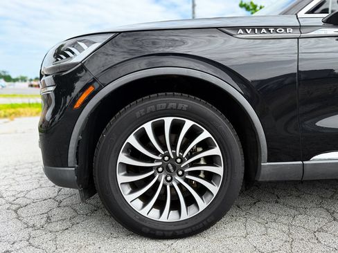 Used 2020 Lincoln Aviator Reserve w/ Elements Package Plus AWD/4WD image 4