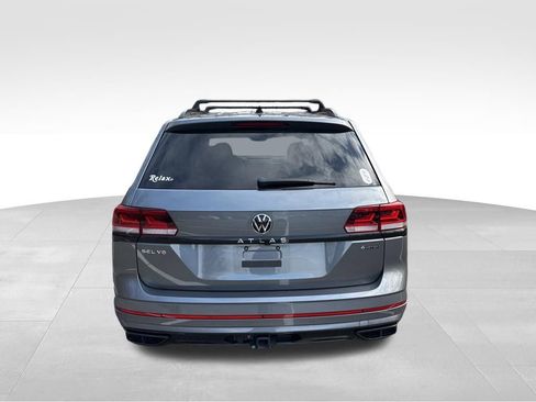 Used 2023 Volkswagen Atlas SEL R-Line image 6