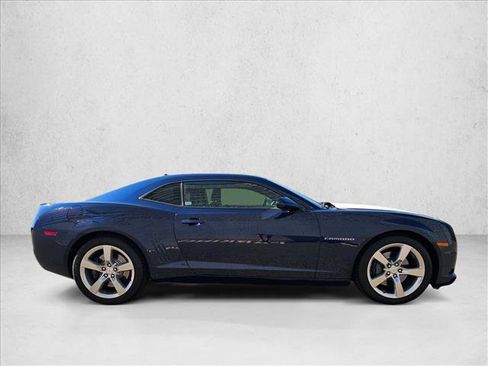 Used 2010 Chevrolet Camaro SS w/ RS Package RWD image 4