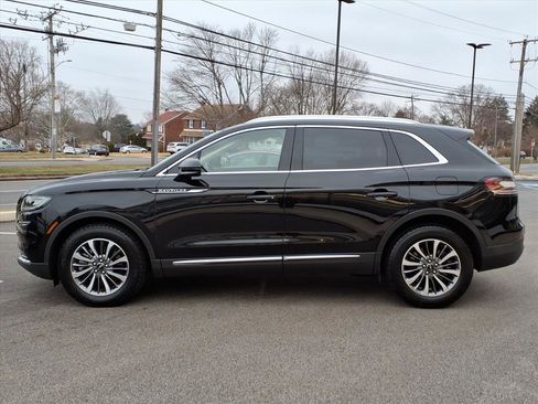 Certified 2023 Lincoln Nautilus AWD w/ Premium Package image 6