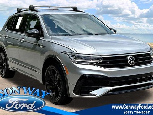 Used 2023 Volkswagen Tiguan SE R-Line FWD image 1