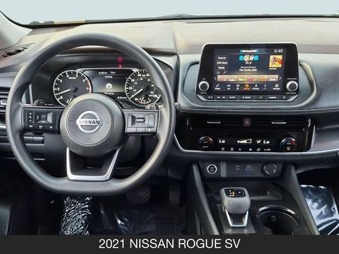 Certified 2021 Nissan Rogue SV FWD image 13
