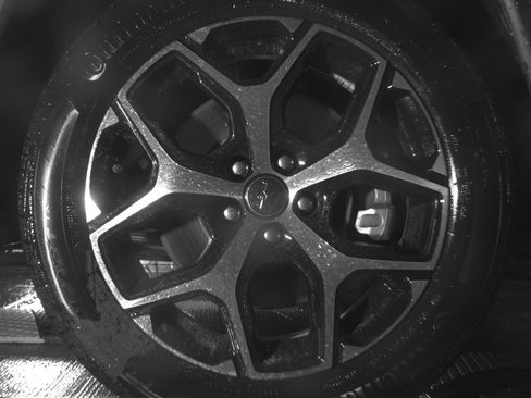 Used 2025 Jeep Compass Limited image 13