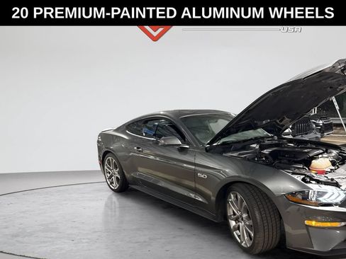 Used 2019 Ford Mustang GT Premium RWD image 11