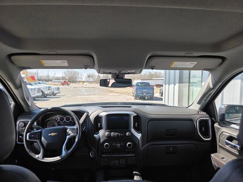 Used 2021 Chevrolet Silverado 1500 LTZ image 25